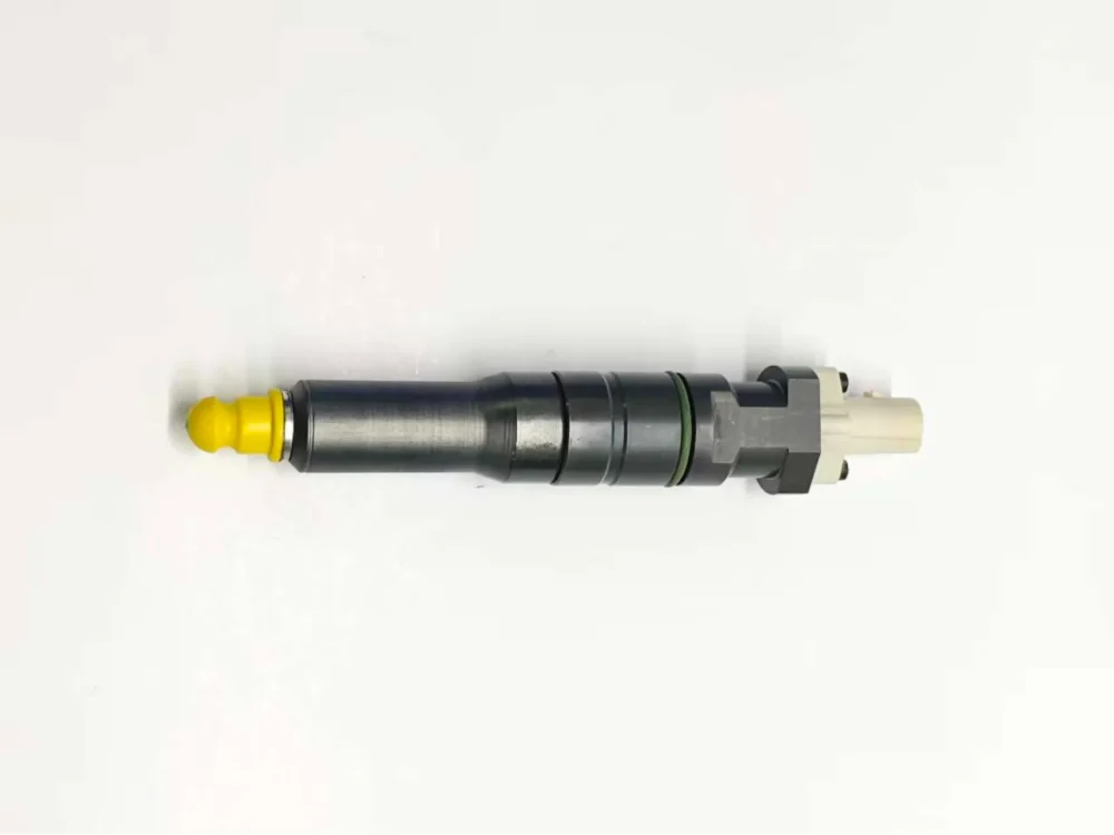 DAF-Trucks-EUP-Diesel-Fuel-Injection-Pump-1DA00000-64-Horizontal-Side-View Horizontal side view of EUP electronic unit pump 1DA00000-64 (BEBU5A00000) for DAF truck systems. Detailed profile view showing body construction, spring details, and green sealing O-ring.