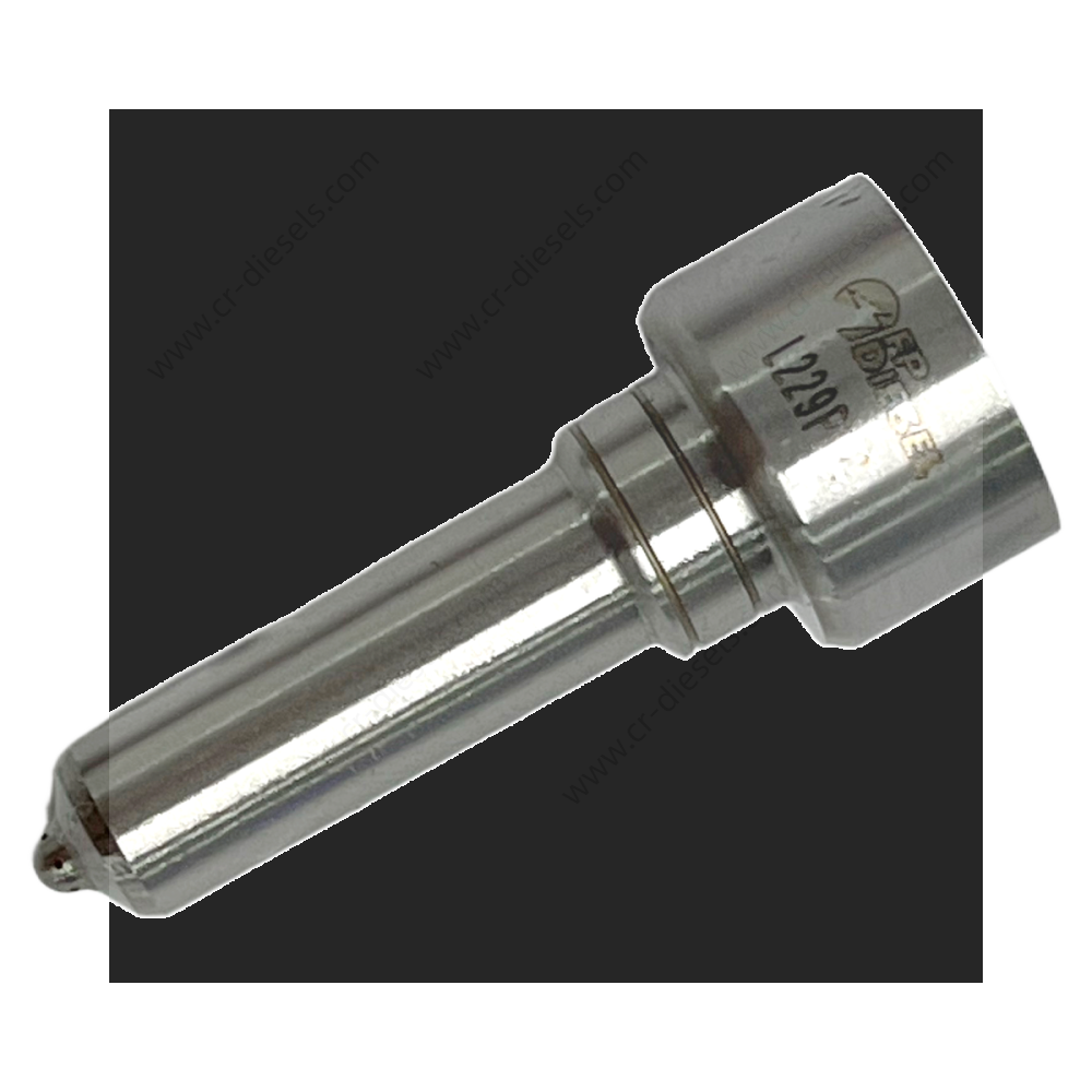 dlw-nozzle-nz7007-l229pbc-detail-view Close-up macro view of DLW NZ7007 injector nozzle, featuring high-quality L229P laser engraving.